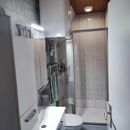 Zentrale Lage In - 4