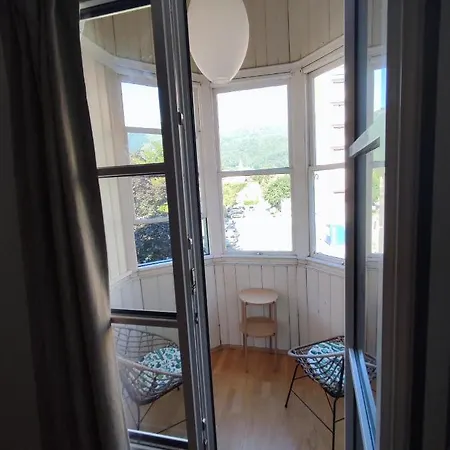 Apartament Zentrale Lage In - 4 *